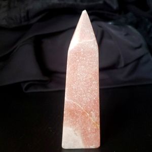 ⚡Host Pick⚡Pink Amethyst Tower